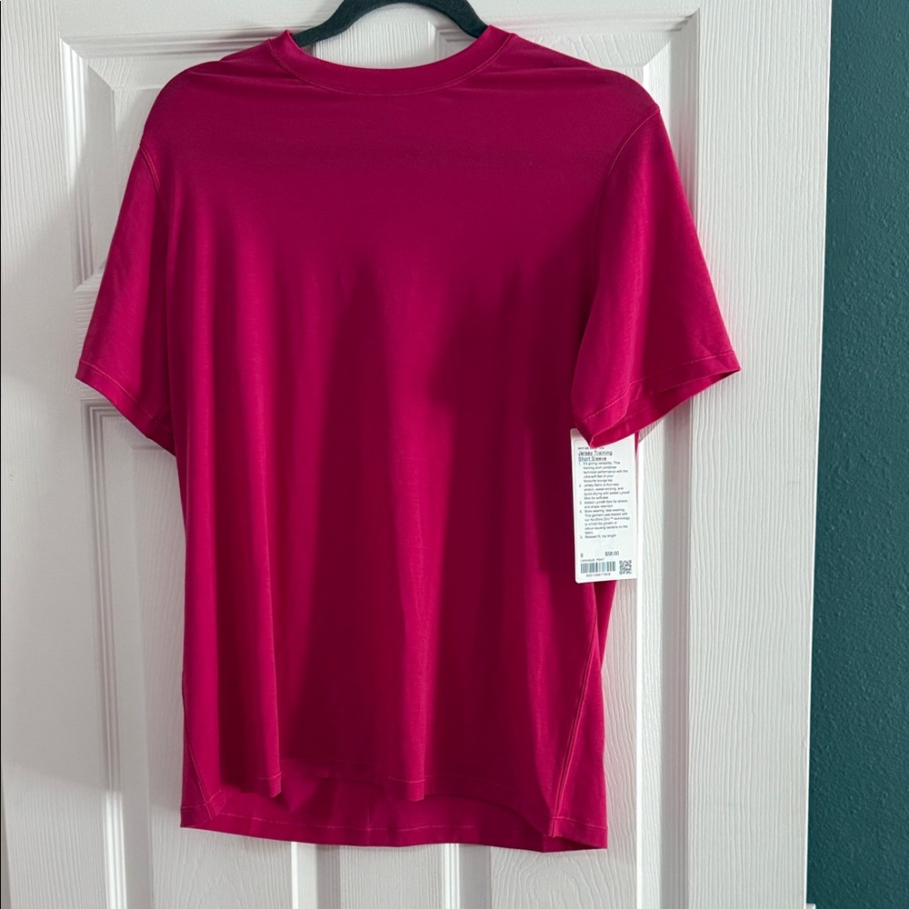 lululemon athletica jersey training Short Sleeve Tee